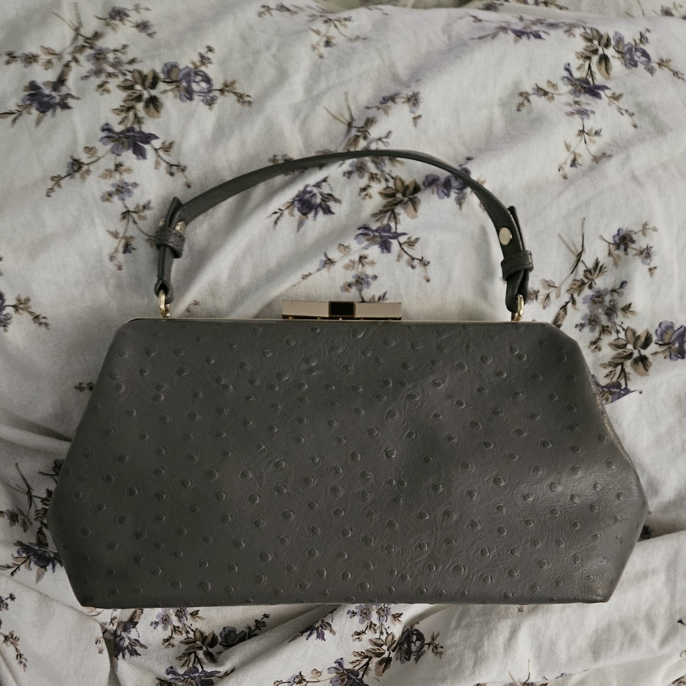 Kate Spade Gray Satchel with Classic Elegance